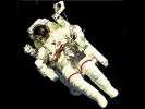 Сколько весит космонавт?